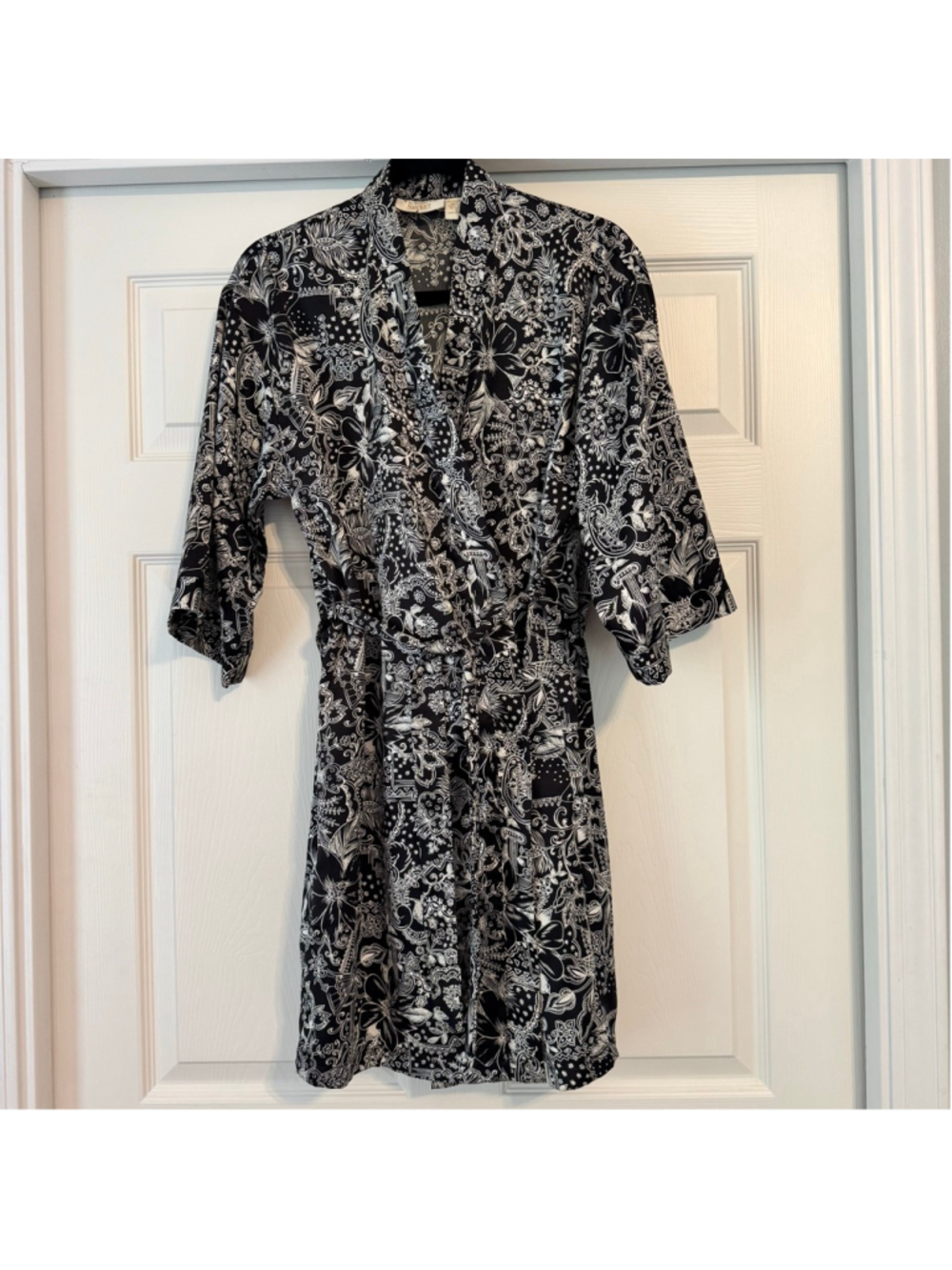 Vintage Victoria's Secret Gold Label Black White Floral Print Robe S